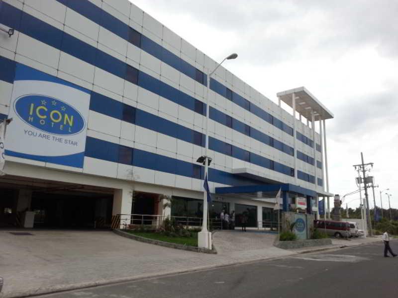 Icon Hotel Manila Esterno foto