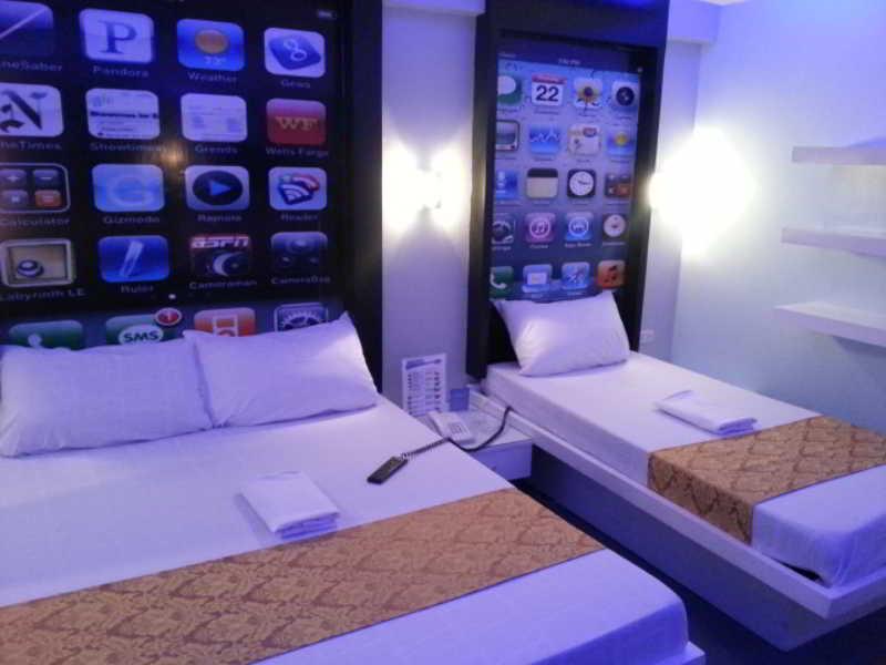 Icon Hotel Manila Esterno foto